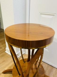 EXCEPTIONAL ITALIAN MID CENTURY LACQUERED WOOD AND BRASS TABLE - 1882091