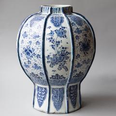 EXCEPTIONALLY LARGE 18th CENTURY DELFT VASE - 1834791