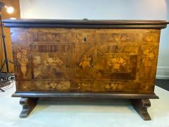 EXTRAORDINARY ITALIAN 19TH CENTURY INLAID SCENIC CHEST - 1756764