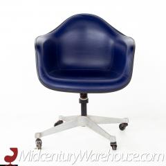 Eames Mid Century Purple Fiberglass Shell Chair - 2356154