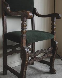 Early 17th Century Carved and Gilt Spanish Chair - 3291498