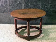 Early 17th Century Italian Oval Center Table - 684622