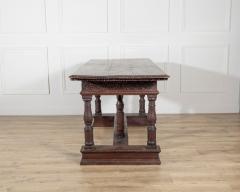 Early 17th Century Lombard Louis XIV Walnut Table with Baluster Legs - 4375388