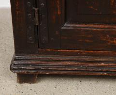 Early 18th Century Cabinet Dresser - 2295777