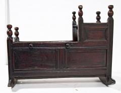Early 18th Century Country Oak Baby Cradle - 2594418
