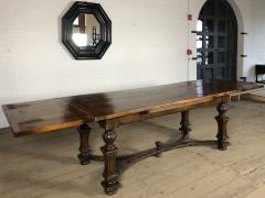 Early 18th Century Swiss Italian Baroque Walnut Extension Dining Table - 2017900