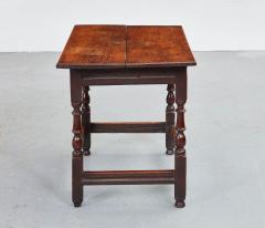 Early 18th c Box Stretcher Center Table - 3478804