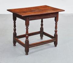 Early 18th c Box Stretcher Center Table - 3478808