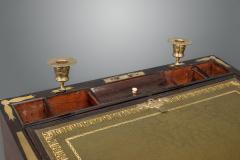 Early 19th Century Campaign Traveling Desk of Exceptional Quality - 1176916