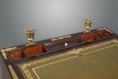 Early 19th Century Campaign Traveling Desk of Exceptional Quality - 1624060