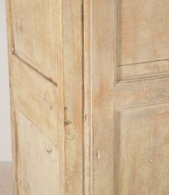 Early 19th Century French Armoire - 4233340