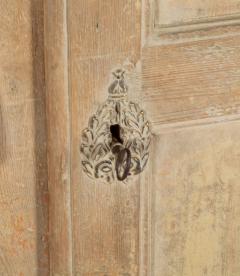 Early 19th Century French Armoire - 4233346