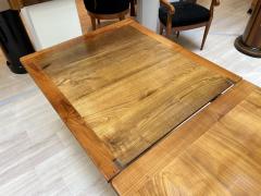 Early 19th Century French Expandable Dining Table Cherry Wood and Chestnut - 3085084