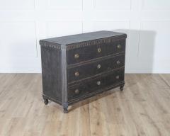 Early 19th Century Gustavian Chest of Drawers with Carved Dentil Trim - 4223349