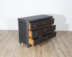 Early 19th Century Gustavian Chest of Drawers with Carved Dentil Trim - 4223352