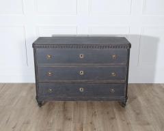 Early 19th Century Gustavian Chest of Drawers with Carved Dentil Trim - 4223374