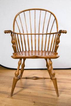 Early 19th Century Knuckle Arm Windsor Chair - 671495