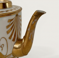 Early 19th Century Paris White Porcelain Coffee Teapot - 4612814