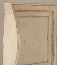 Early 19th Century Provincial Later Painted Pine and Elm Settle - 4240787