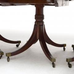 Early 19th Century Regency Mahogany Triple Pedestal Dining Table - 4461641