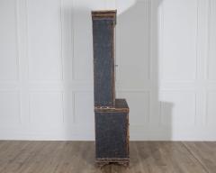 Early 19th Century Swedish Gustavian Cabinet from V rmland Repainted in Black - 4223154
