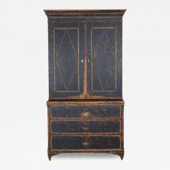 Early 19th Century Swedish Gustavian Cabinet from V rmland Repainted in Black - 4225685