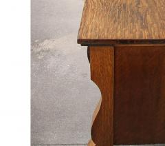 Early 20th Century Antique Tiger Oak Dresser - 2676228
