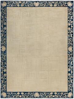 Early 20th Century Chinese Beige and Blue Handmade Wool Rug - 2451371