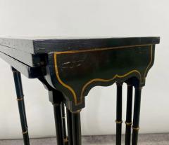 Early 20th Century Chinoiserie Black Lacquered Japanned Nesting Tables Set of 3 - 3005034