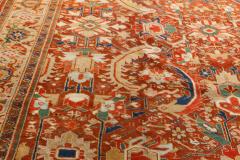 Early 20th Century Colorful Persian Heriz Handwoven Wool Carpet - 2453972