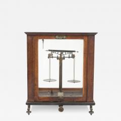 Early 20th Century French Laboratory Scale - 3475835