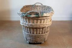 Early 20th Century French Wicker Grape Harvesting Basket - 4096784