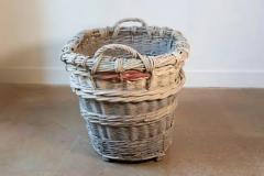 Early 20th Century French Wicker Grape Harvesting Basket - 4096816