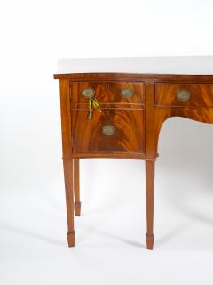 Early 20th Century George III Flame Mahogany Serpentine Sideboard Server - 3337521