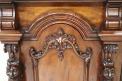 Early 20th Century Italian Carved Mahogany Wood Long Sideboard - 2803442
