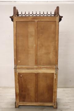 Early 20th Century Italian Gothic Style Solid Oak Wood Cabinet - 3004736