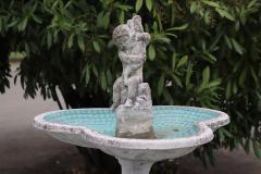 Early 20th Century Italian Rare Neoclassical Garden Fountain with Statue - 3719939