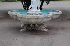 Early 20th Century Italian Rare Neoclassical Garden Fountain with Statue - 3719941