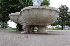 Early 20th Century Italian Rare Neoclassical Garden Fountain with Statue - 3719948