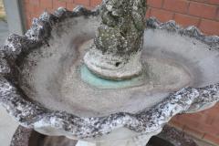 Early 20th Century Italian Rare Neoclassical Garden Large Fountain with Statue - 3214033