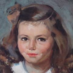 Early 20th Century Portrait Oil Painting of a Young Girl With Brown Dress - 3295876