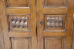 Early 20th Century Solid Walnut Corner Cupboard or Corner Cabinet - 3468440