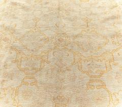 Early 20th Century Turkish Oushak Rug in Beige Orange Yellow Shades - 2450382