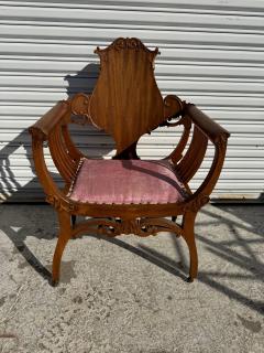 Early 20th Century Upholstered Walnut Throne Chair - 4383307