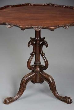 Early 20thc mahogany tilt top tripod table in the Chippendale style - 4806137