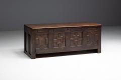 Early Antique Oak Chest in Renaissance Style 17th Century - 4606592