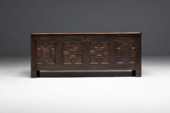 Early Antique Oak Chest in Renaissance Style 17th Century - 4606593
