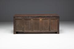 Early Antique Oak Chest in Renaissance Style 17th Century - 4606637