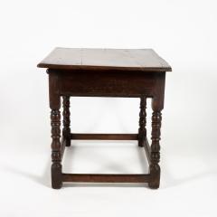 Early English Oak Side Table With Single Drawer circa 1680 - 4265072