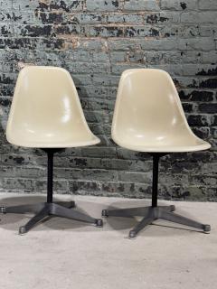 Early Herman Miller Swivel Shell Chairs by Charles Eames 1955 - 3701955